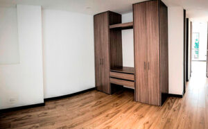 Interior 7